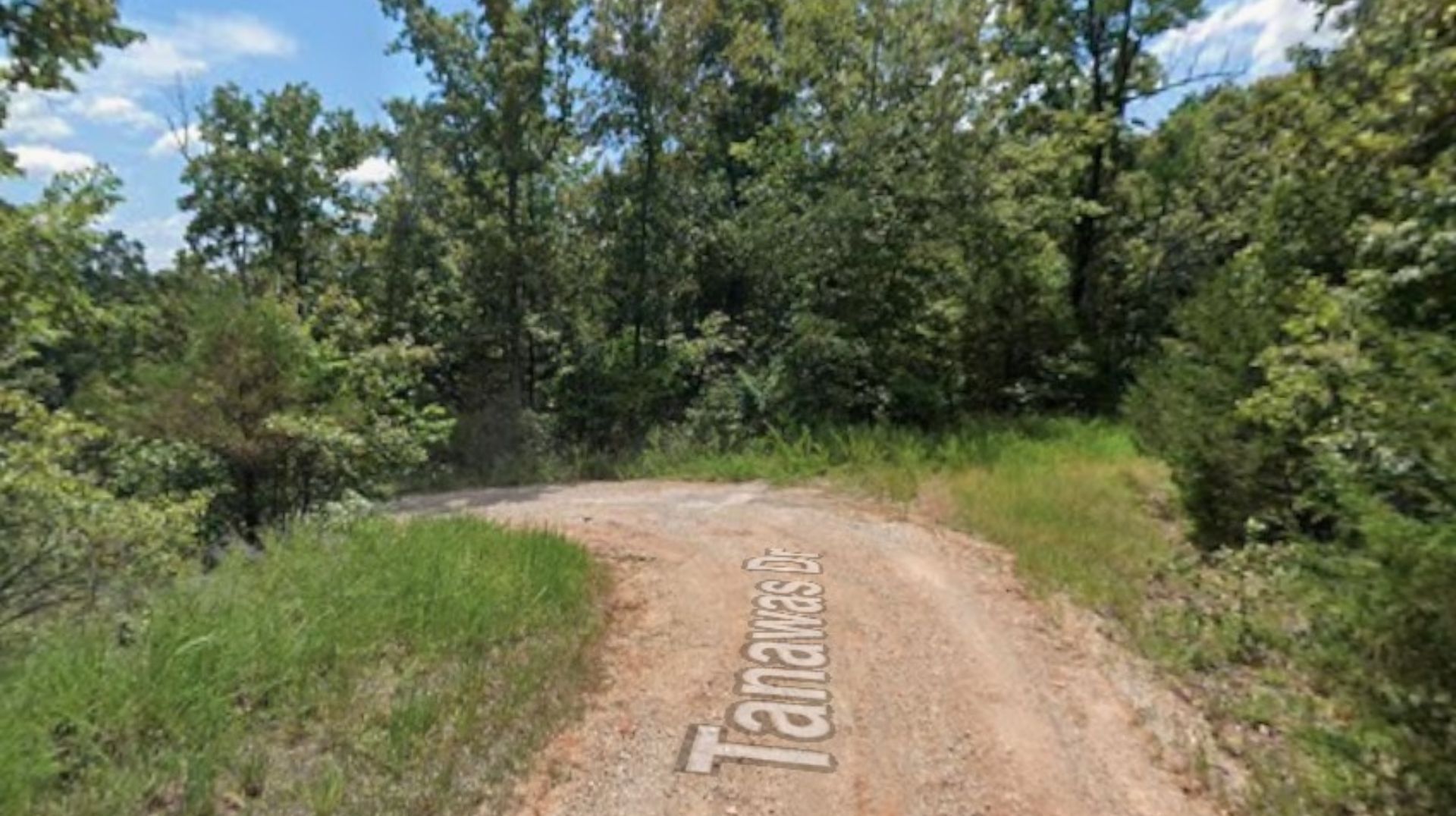 💖 Your Valentine’s Escape — 0.26 Acres in the Ozarks for $75/Month! - Image 2